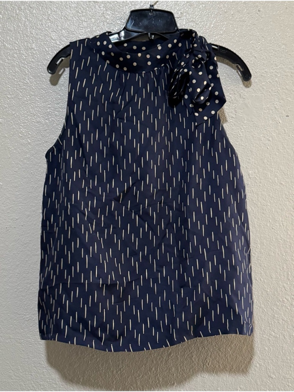 Anthropologie 100% Silk Bow Navy Polka Dot Sleeveless Top/Tank Sz8 Business Luxe